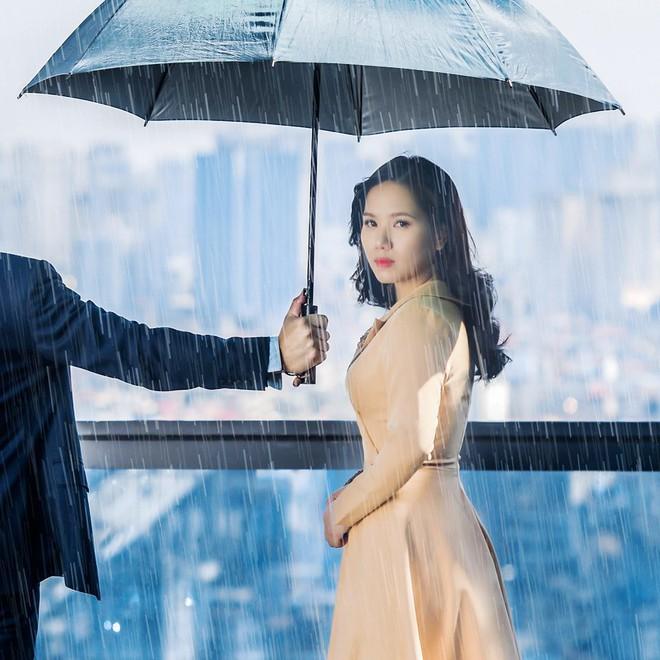 Thùy Chi trông như nữ sinh nhờ style trang điểm tông hồng-1