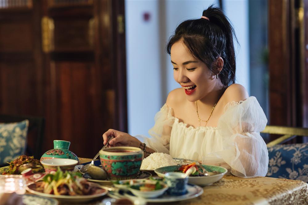 Phương Ly đầu tư khủng, quay MV mới ở loạt địa điểm du lịch nổi tiếng nhất Malaysia-4