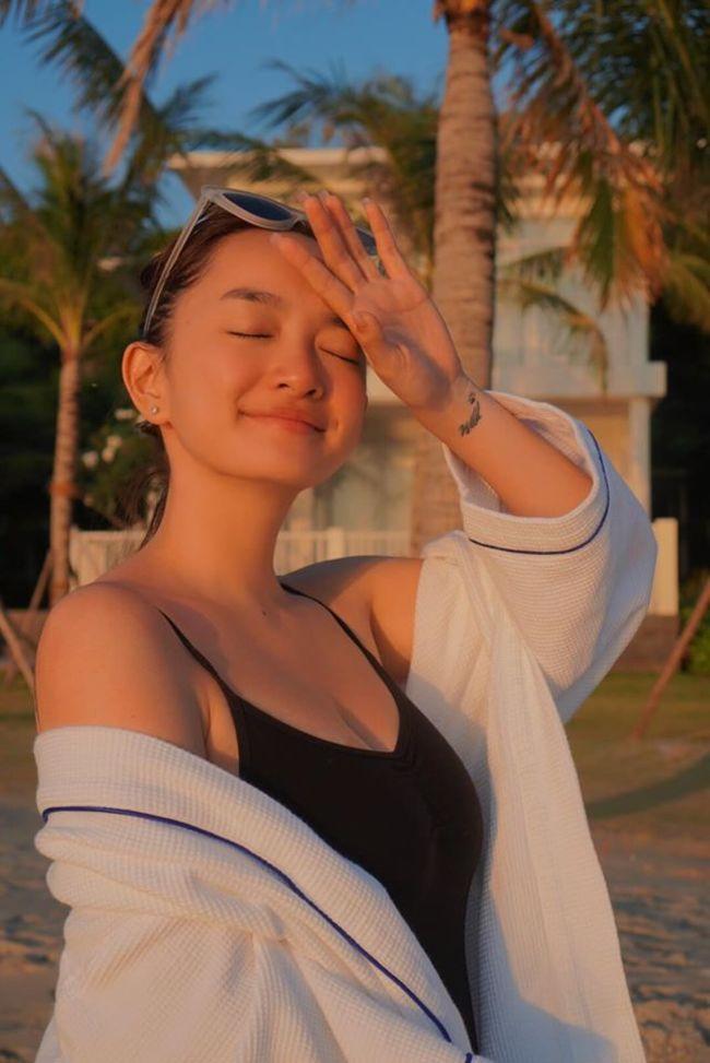 Cảnh nóng táo bạo của loạt mỹ nhân chưa 18 tuổi gây sốt dư luận-12