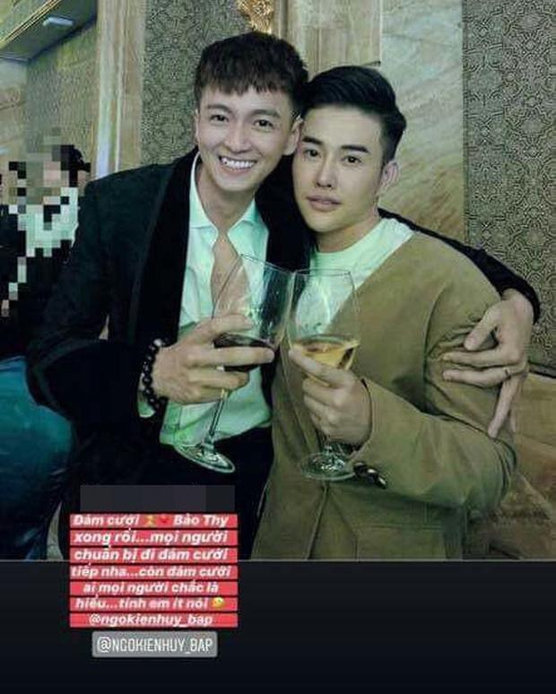 Vừa phủ nhận tin đồn sắp kết hôn, Ngô Kiến Huy đốn tim fan với màn khoe cơ bụng cuồn cuộn-1