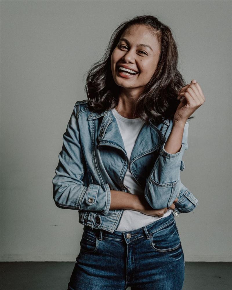 Bản tin Hoa hậu Hoàn vũ 21/11: HHen Niê chặt đẹp Hoàng Thùy khi lên đồ y chang phong cách-8