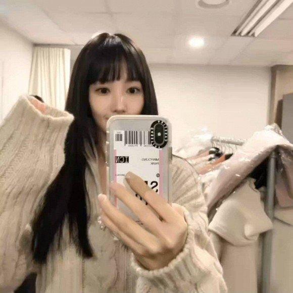 Park Min Young ngày càng lên hương từ trang phục và tóc tai khiến ai cũng khen ngợi nhan sắc-3