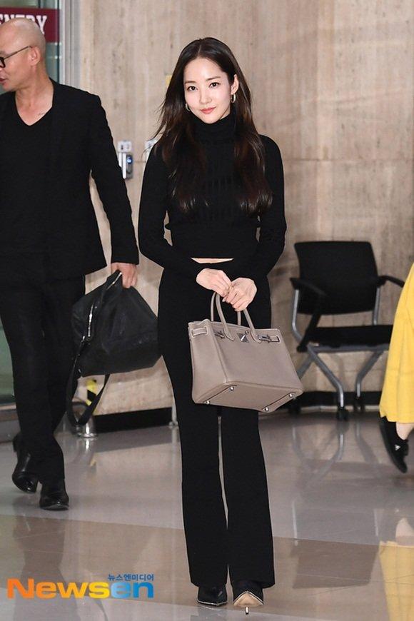 Park Min Young ngày càng lên hương từ trang phục và tóc tai khiến ai cũng khen ngợi nhan sắc-5