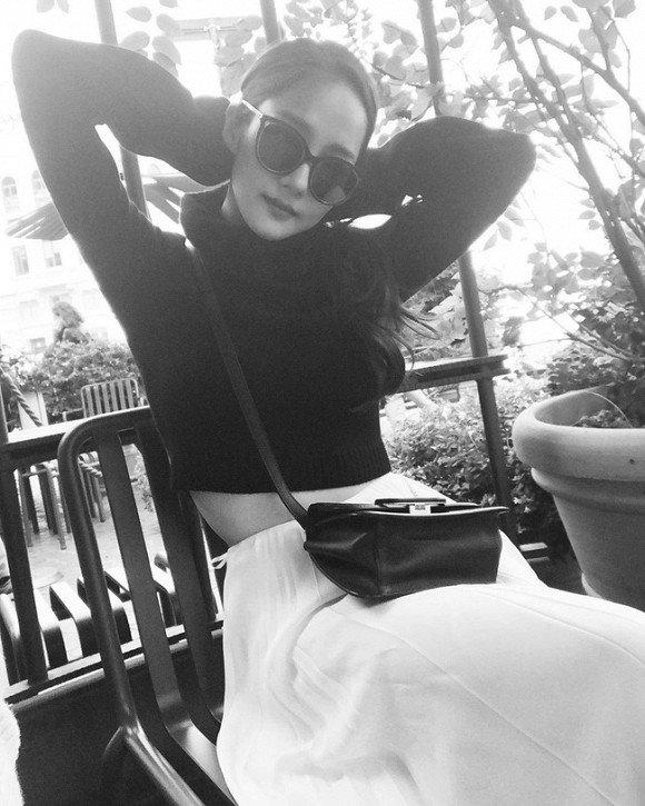 Park Min Young ngày càng lên hương từ trang phục và tóc tai khiến ai cũng khen ngợi nhan sắc-7