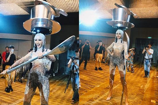 'Cafe phin sữa đá' trở thành quốc phục chính thức của Hoàng Thùy tại Miss Universe 2019