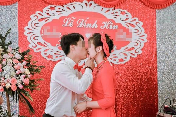 Dân mạng tranh cãi gắt hình ảnh chú rể trẻ hôn như muốn cắn đứt môi của cô dâu-2
