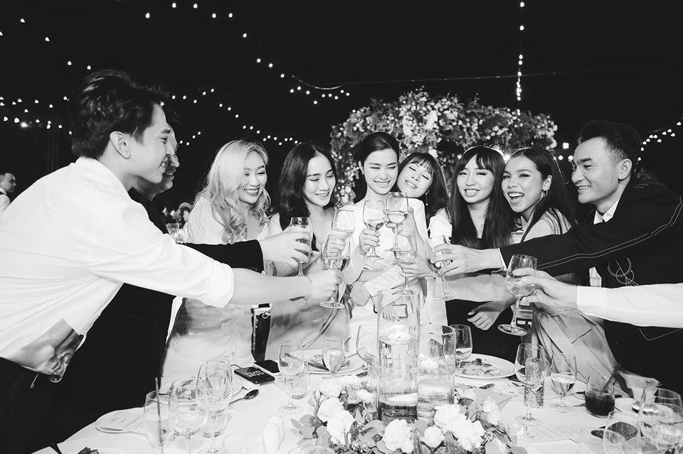 Đông Nhi đăng album ảnh cưới, Ngô Kiến Huy - Jun Phạm giận tím người vì bị dìm tả tơi-2