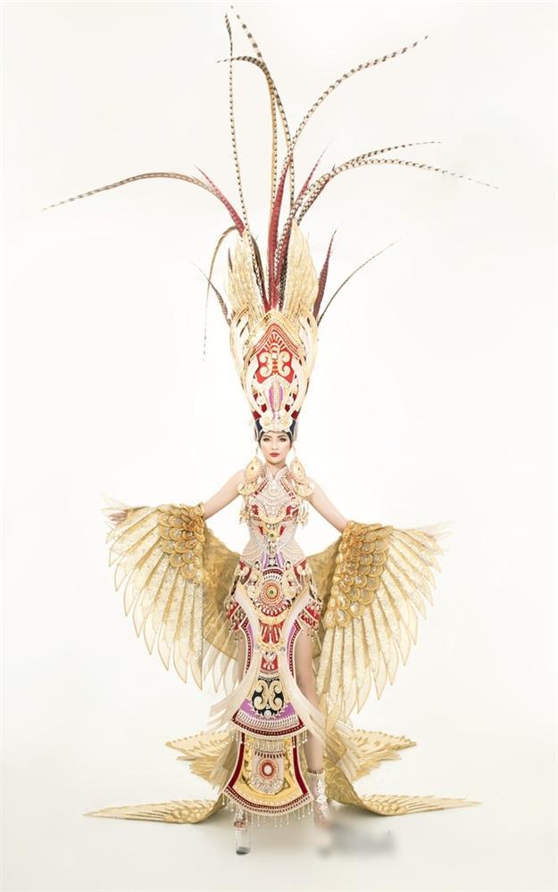 Sau lùm xùm quỵt tiền, đổi nhà thiết kế ngay phút chót, Ngọc Châu khoe bộ trang phục dân tộc chính thức tại Miss Supranational 2019-6