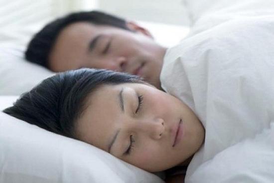 Chồng đòi sinh thêm con nối dõi khi tôi đã U50