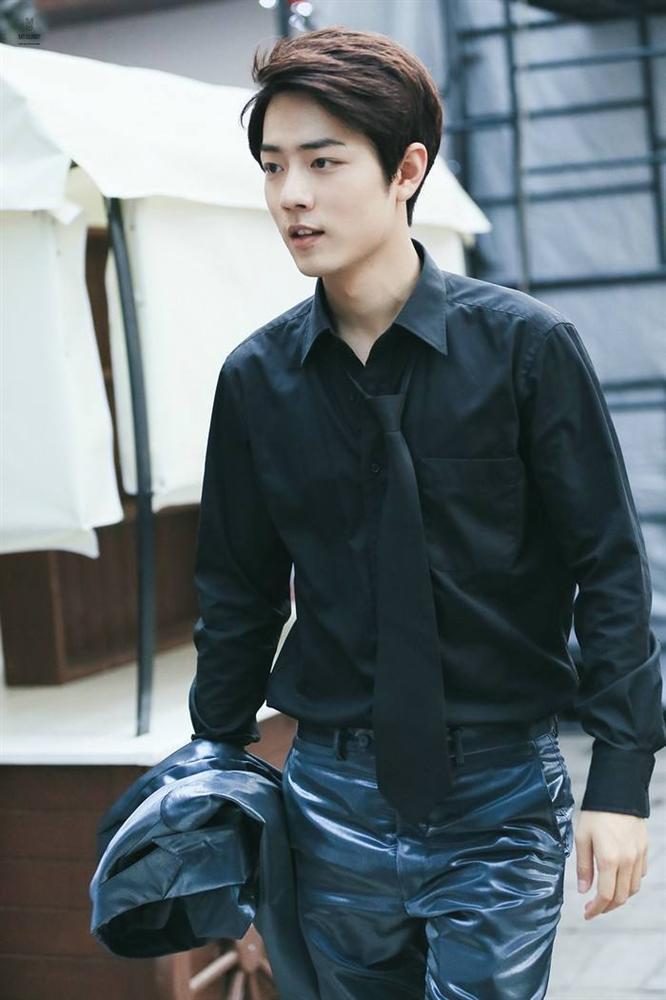 Sau Vương Nhất Bác, Tiêu Chiến cũng vướng nghi án phẫu thuật thẩm mỹ-14