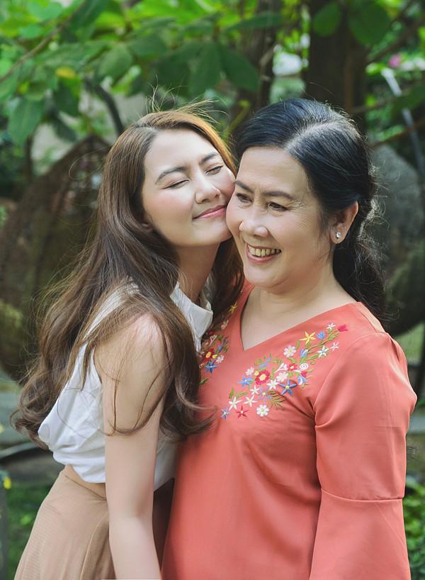 Mẹ đẻ Ngọc Lan chính thức lên tiếng khi bị cho là bênh vực con rể cũ, bêu riếu con gái ruột-1