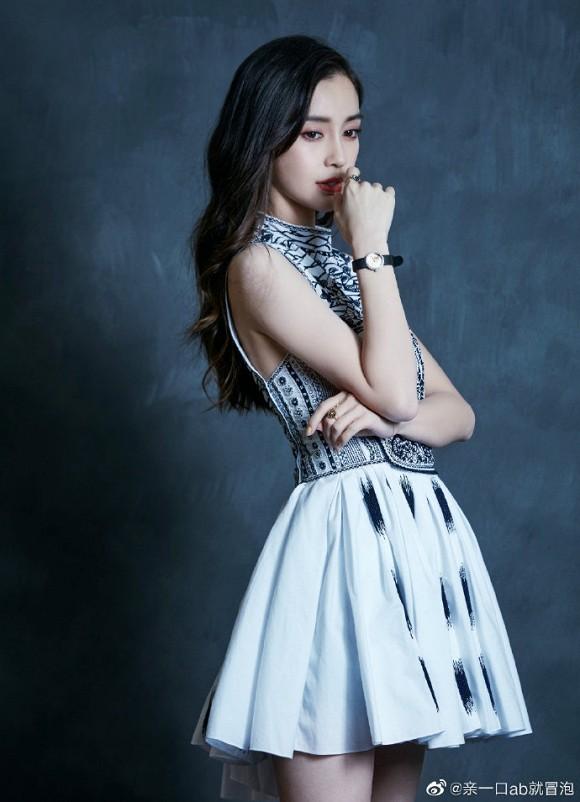 Cứ kín cổng cao tường như thế này Angelababy bớt gầy và đẹp hơn bội phần-5