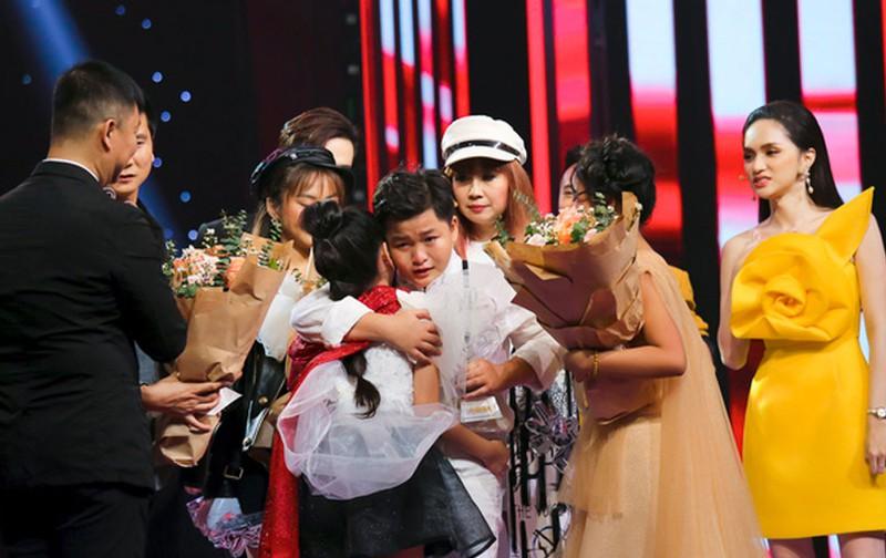 Học trò Hương Giang cover hit về tuesday của cô giáo: người khen xuất sắc, kẻ chê không phù hợp với tuổi-10