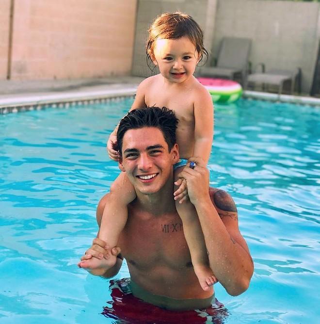 Stylist Lê Minh Ngọc và những ông bố đơn thân nổi tiếng trên mạng-6