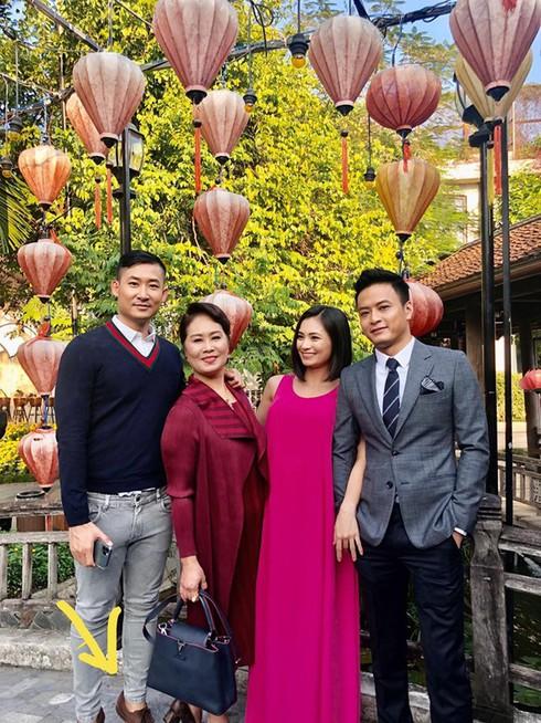 Loạt ảnh dự báo cái kết chẳng màu hồng của Hoa hồng trên ngực trái-3