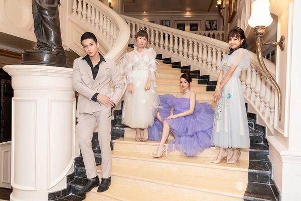 Sánh vai cùng Kaity là bộ ba quen thuộc Trang Hý, Trịnh Thảo và Soho.