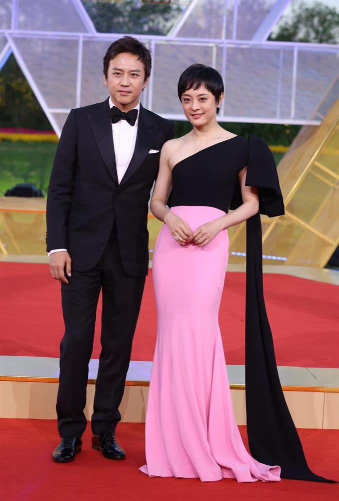 Lưu Thi Thi cùng hội chị em cạch mặt Dương Mịch?-6