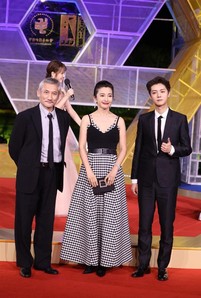 Lưu Thi Thi cùng hội chị em cạch mặt Dương Mịch?-11