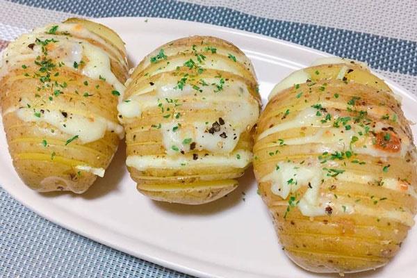 Nghệ thuật pha trà sữa như diễn xiếc ở Thái Lan-1