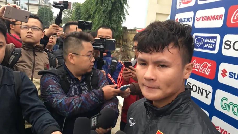 Phóng viên Thái cố tình gài Quang Hải câu hỏi tạo sóng, ngay lập tức nhận câu trả lời ngắn gọn nhưng siêu phũ-1