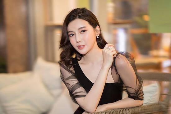 Cao Thái Hà tuyên bố dừng đóng phim, chuyển sang bán tào phớ