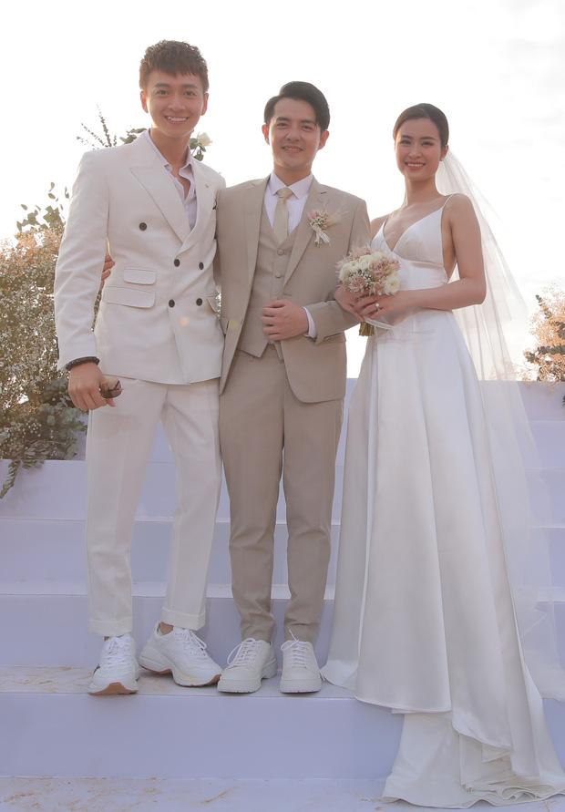 Ngô Kiến Huy tặng tranh chúc phúc Đông Nhi, dân mạng thấy mà tức với dòng chữ trúc trắc-4