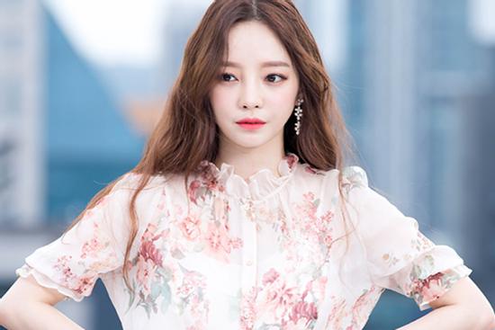 Bài đăng cuối cùng trên mạng xã hội ám chỉ việc tự tử của Goo Hara: 'NGỦ NGON'