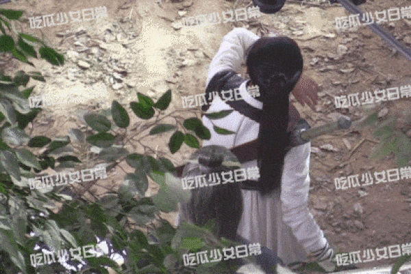 Triệu Lệ Dĩnh miệt mài đóng phim, đập tan tin đồn bỏ 'Hữu Phỉ' vì bất mãn