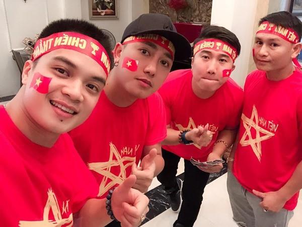 Nghệ sĩ hào hứng khi U22 Việt Nam thắng Brunei 6-0-1