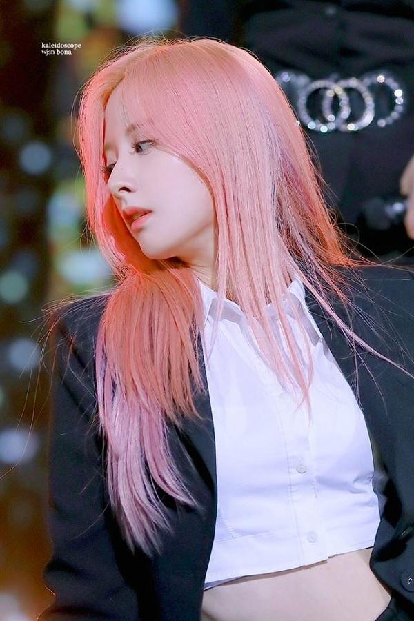 Những nữ idol để tóc hồng đẹp nhất Kpop