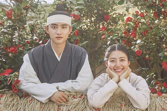 Những 'chàng ngốc' cưa đổ 'chị đại' trong phim Hàn