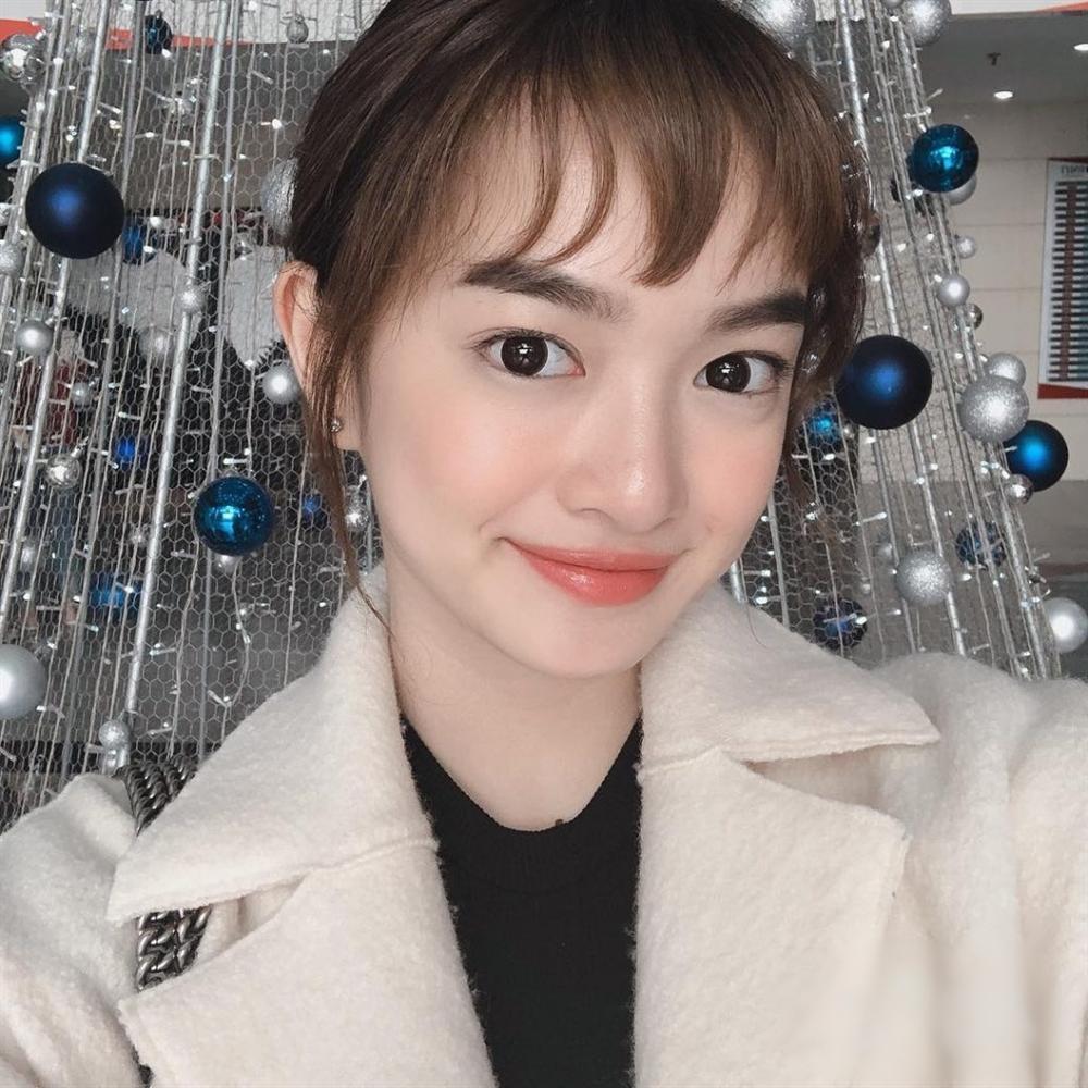 Phượng Chanel đi vào vết xe đổ của Đông Nhi và Kỳ Duyên khi bất ngờ để tóc mái thưa Hàn Quốc-10