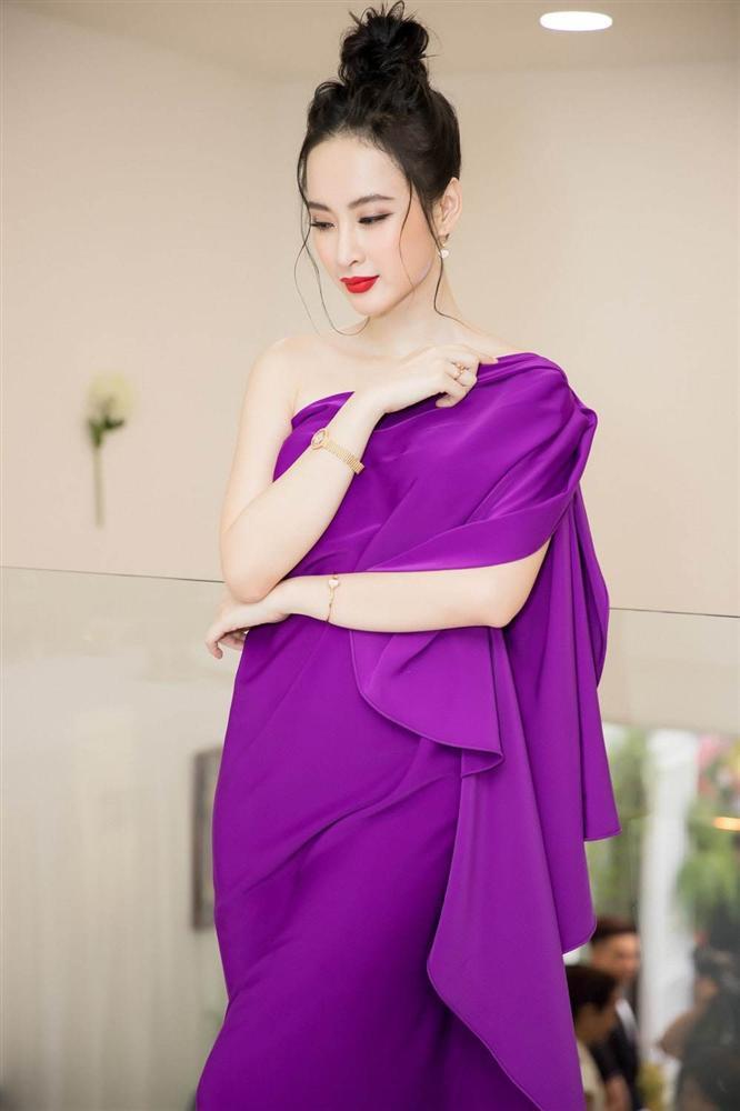 Tông tím sến sẩm được Hồ Ngọc Hà - Hương Giang mix&match cao tay từ thảm đỏ đến street style-9