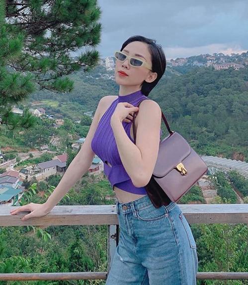 Tông tím sến sẩm được Hồ Ngọc Hà - Hương Giang mix&match cao tay từ thảm đỏ đến street style-11