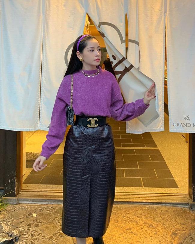 Tông tím sến sẩm được Hồ Ngọc Hà - Hương Giang mix&match cao tay từ thảm đỏ đến street style-12