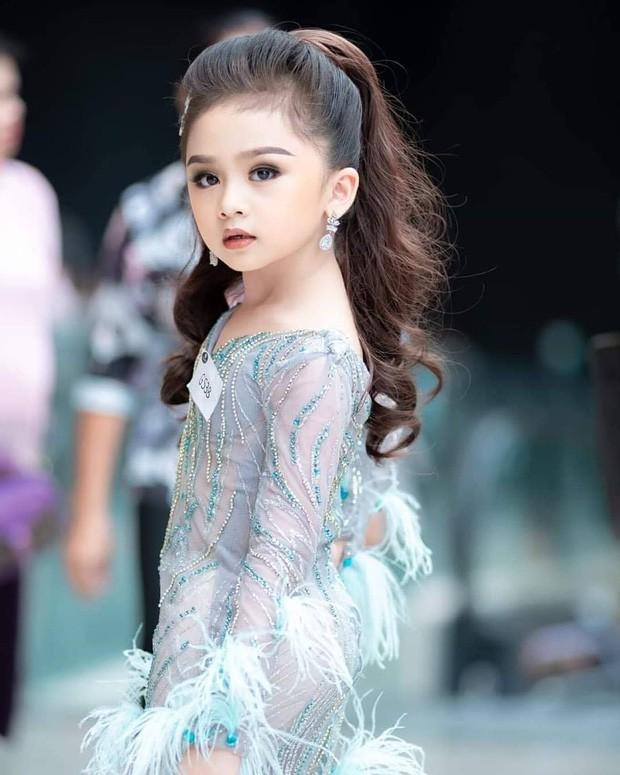 Cô bé 6 tuổi đăng quang Hoa hậu nhí Thái Lan 2019-5