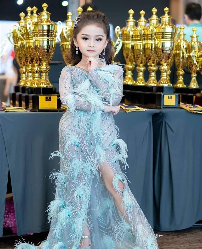 Cô bé 6 tuổi đăng quang Hoa hậu nhí Thái Lan 2019-4