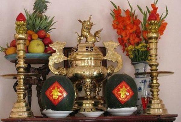 Mùng 1 đầu tháng xem lại bàn thờ, thấy những thứ này nhớ bỏ ra ngay lập tức-2