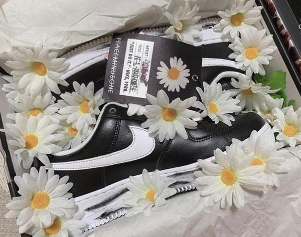 Cháy hàng trong 0,06 giây và loạt kỷ lục về giày hoa cúc của G-Dragon-9