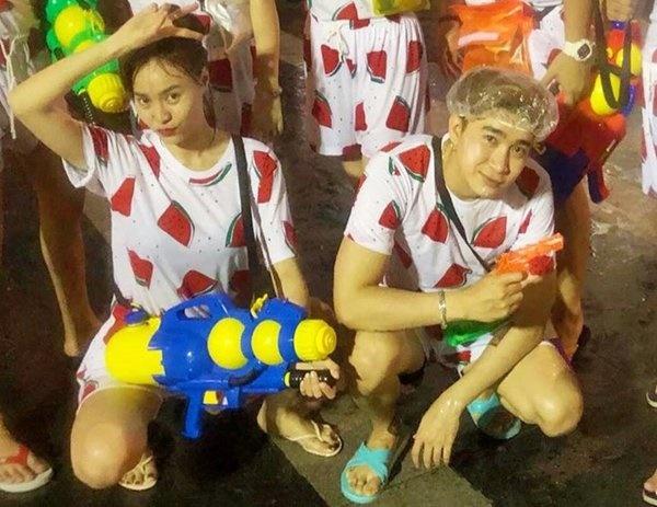 May mắn hiếm hoi của 2 mỹ nữ được xếp vào hàng thảm họa Vpop: hát thấy ghê nhưng có bạn trai hát hay khỏi chê!-5