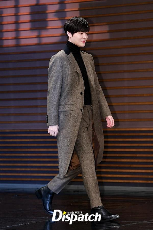 Bất chấp bê bối ly hôn, Ahn Jae Hyun công khai sánh đôi với tiểu tam tin đồn Oh Yeon Seo-1