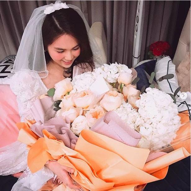 Ngọc Trinh chia tay đại gia hơn 20 tuổi: Tua lại ngày tháng mẫu nội y được yêu chiều như bà hoàng-8