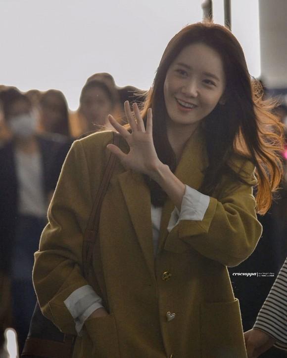 Yoona chứng tỏ đẳng cấp nhan sắc nữ thần khi rời Việt Nam trở về Hàn Quốc-1