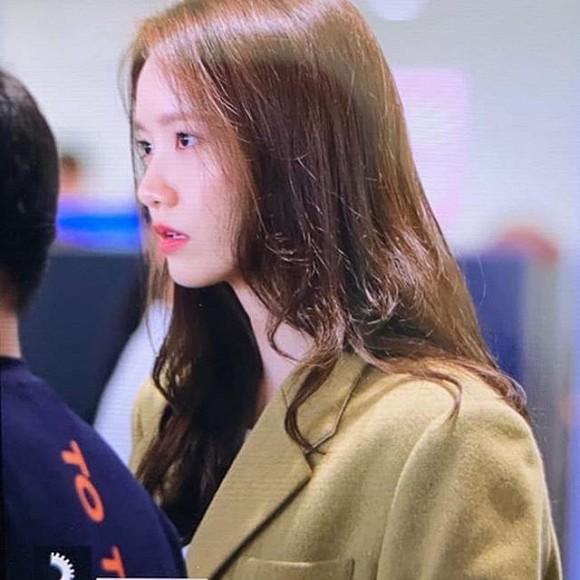 Yoona chứng tỏ đẳng cấp nhan sắc nữ thần khi rời Việt Nam trở về Hàn Quốc-3