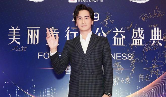 Lý Nhược Đồng đọ sắc cùng Xa Thi Mạn-10