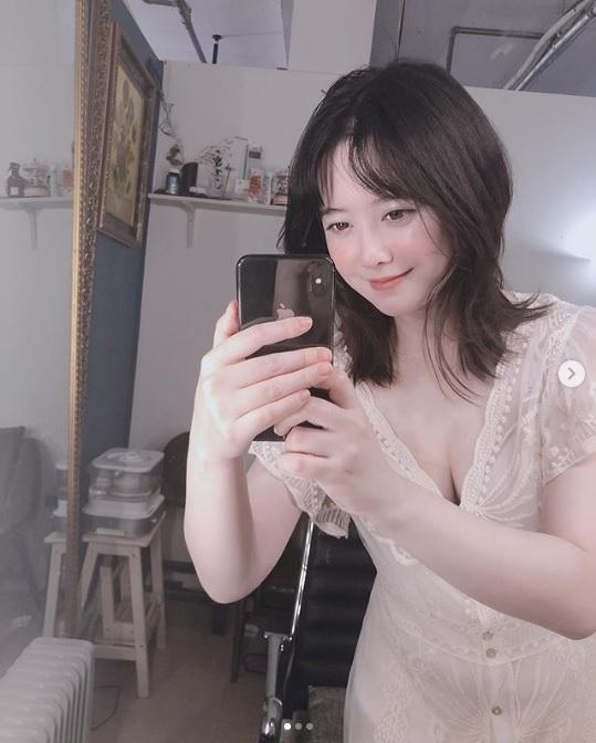 Mới đây, Goo Hye Sun chia sẻ những hình ảnh mới lên Instagram. Có thể thấy hậu ly hôn, 