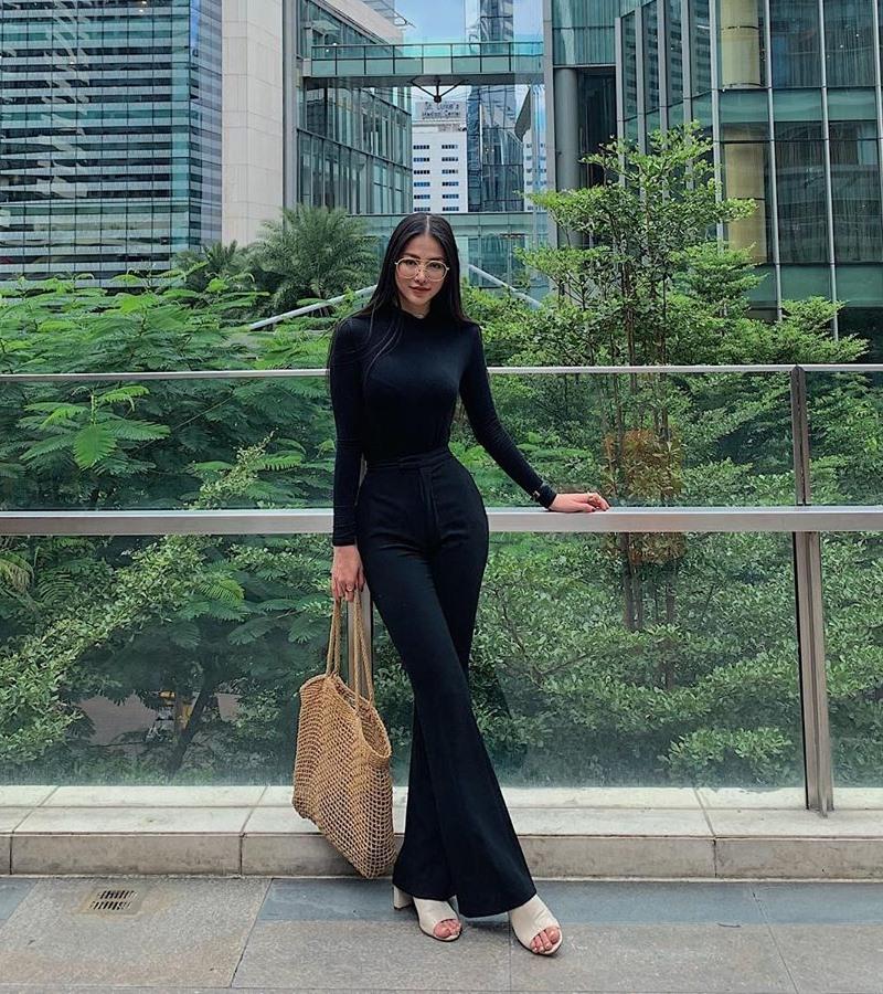 Lệ Quyên dát vài trăm triệu đồng cho một lần dạo phố - Thúy Ngân diện váy bó sát tôn dáng đồng hồ cát-8