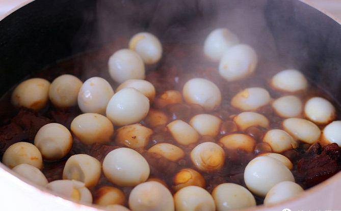 Phiên bản thịt kho tàu tan ngay trong miệng, không hề ngán nhờ 2 bí quyết rất đơn giản-5