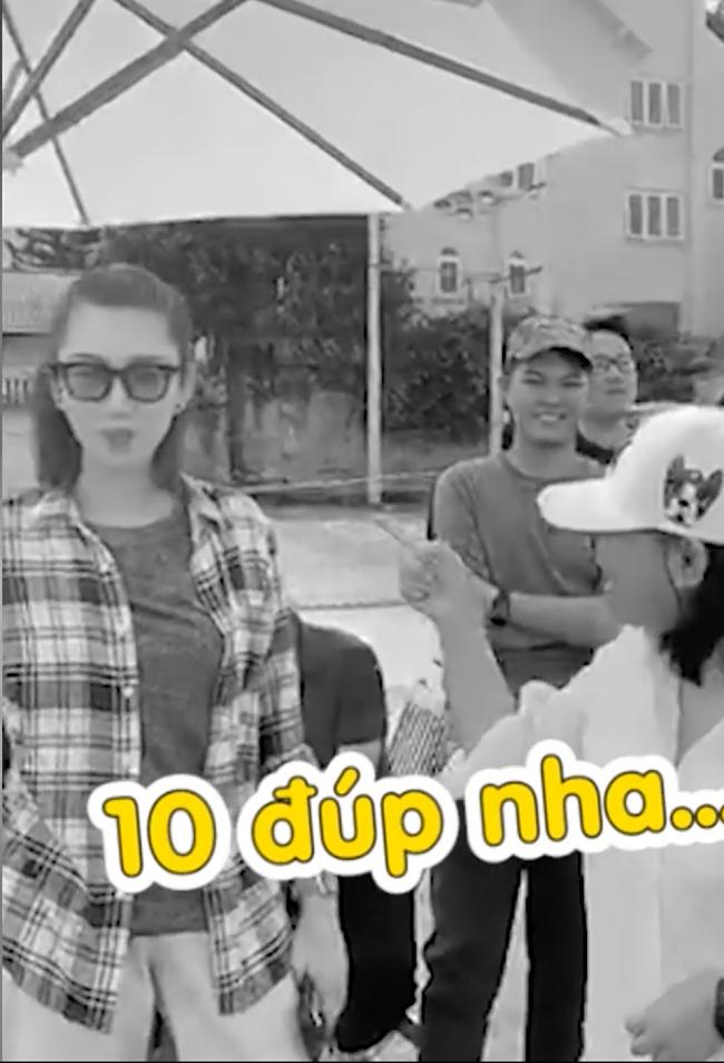 Thúy Ngân nhận kết đắng khi đã ăn vụng đạo cụ lại còn chọc quê đạo diễn-7