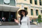 Hoàng Thùy mặc áo dài trắng, đội nón lá 'chiếm sóng' Instagram 3 triệu followers của Miss Universe